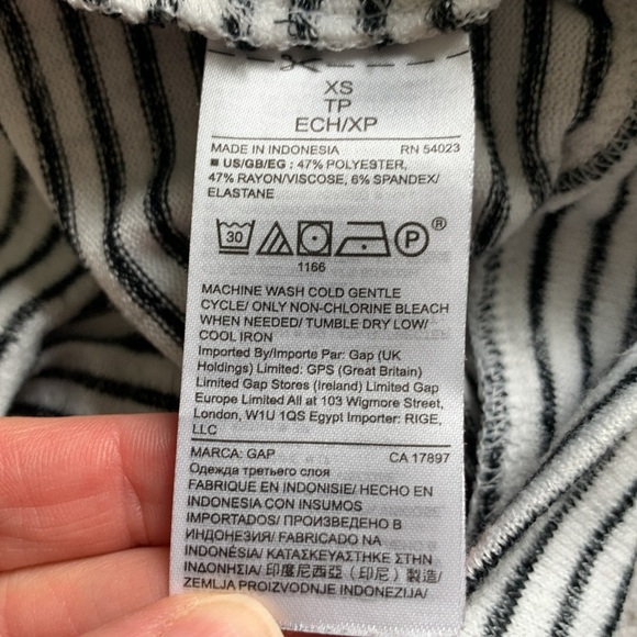 Gap Striped Black and White Hoodie size xs - Picture 5 of 7